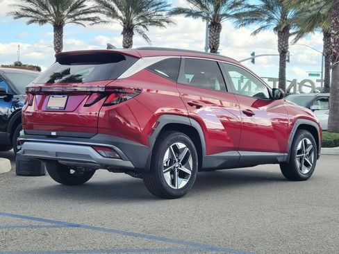 New 2026 Hyundai Tucson SEL image 2