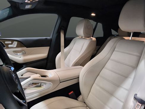 Used 2025 Mercedes-Benz GLE 450 4MATIC Coupe w/ Night Package image 17