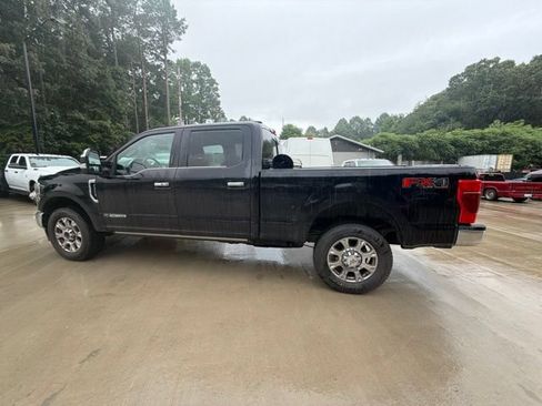 Used 2020 Ford F350 King Ranch w/ King Ranch Ultimate Package AWD/4WD image 12