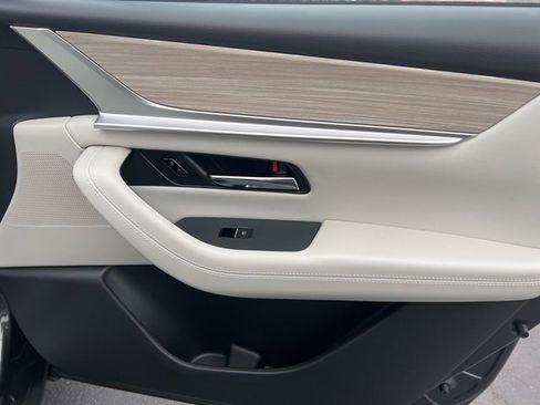 New 2026 MAZDA CX-90 Plug-In Hybrid w/ Premium Plus image 34