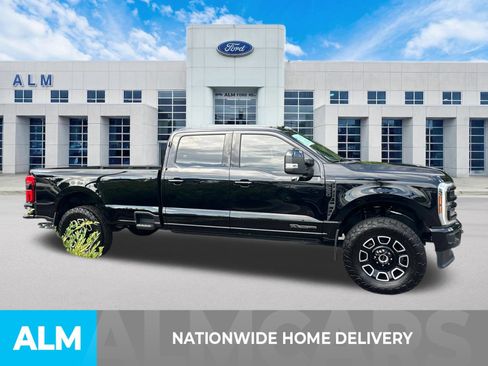 Certified 2025 Ford F250 Platinum AWD/4WD image 4