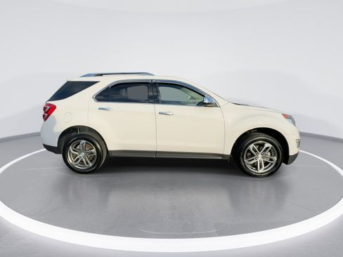 Used 2017 Chevrolet Equinox Premier w/ Enhanced Convenience Package image 9