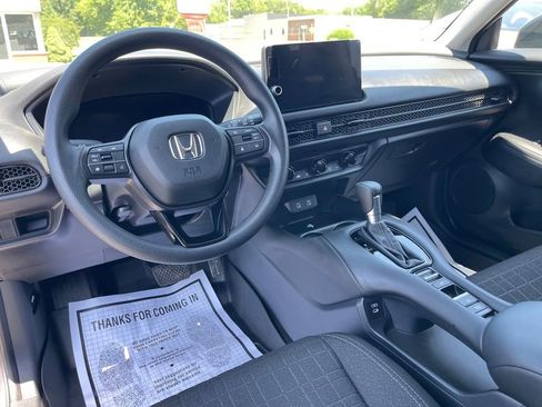 Used 2026 Honda HR-V LX image 12