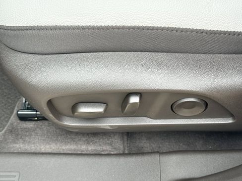 New 2026 GMC Terrain Denali image 17