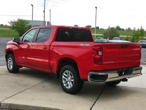 Used 2023 Chevrolet Silverado 1500 LT AWD/4WD image 27