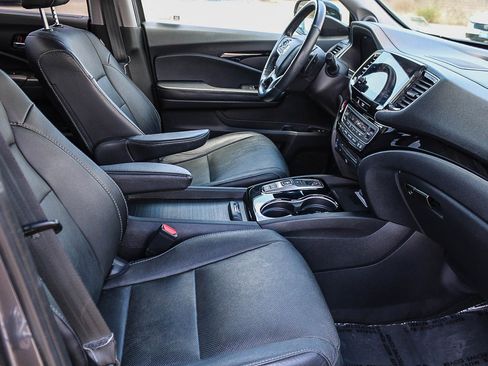 Certified 2022 Honda Pilot Elite image 18