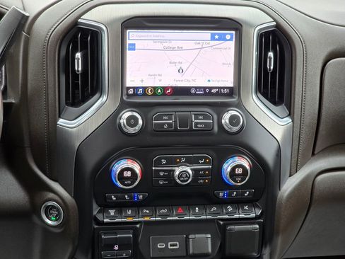 Used 2021 GMC Sierra 2500 Denali w/ Denali Ultimate Package AWD/4WD image 18