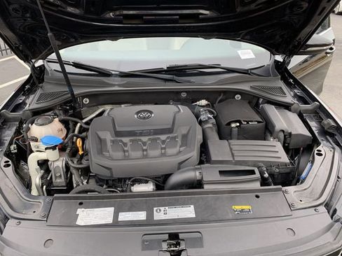 Used 2018 Volkswagen Passat 2.0T SE image 16