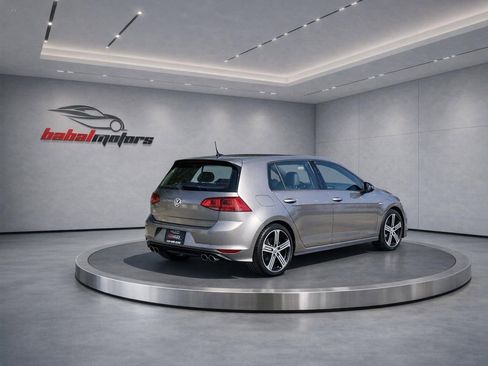 Used 2016 Volkswagen Golf 4-Door AWD/4WD image 11