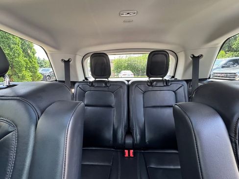 Used 2025 Lincoln Aviator Reserve w/ Jet Appearance Package AWD/4WD image 35
