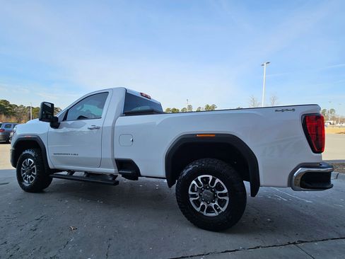 Used 2024 GMC Sierra 3500 SLE w/ SLE Convenience Package image 5