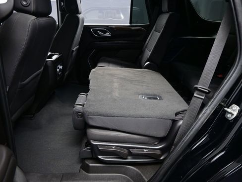 Used 2022 GMC Yukon SLE w/ Gmc Pro Safety Plus Package image 45