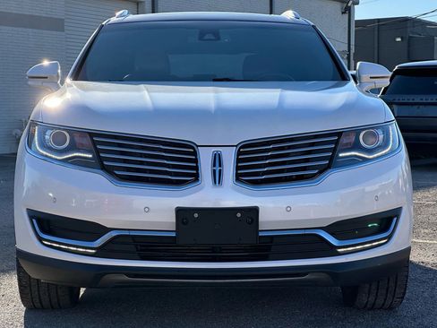 Used 2017 Lincoln MKX Reserve w/ Driver Assistance Package image 10