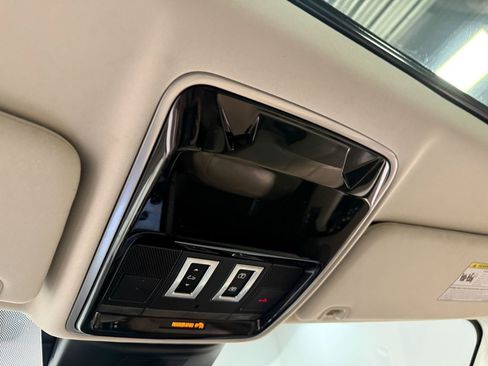 Used 2019 Land Rover Range Rover Supercharged AWD/4WD image 87