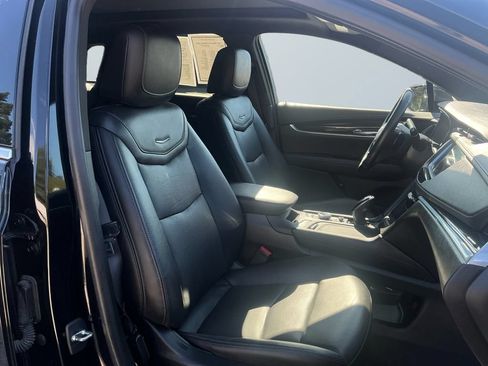 Used 2021 Cadillac XT5 Premium Luxury AWD/4WD image 15