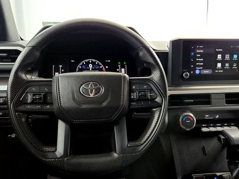 Certified 2025 Toyota Tacoma SR5 AWD/4WD image 26