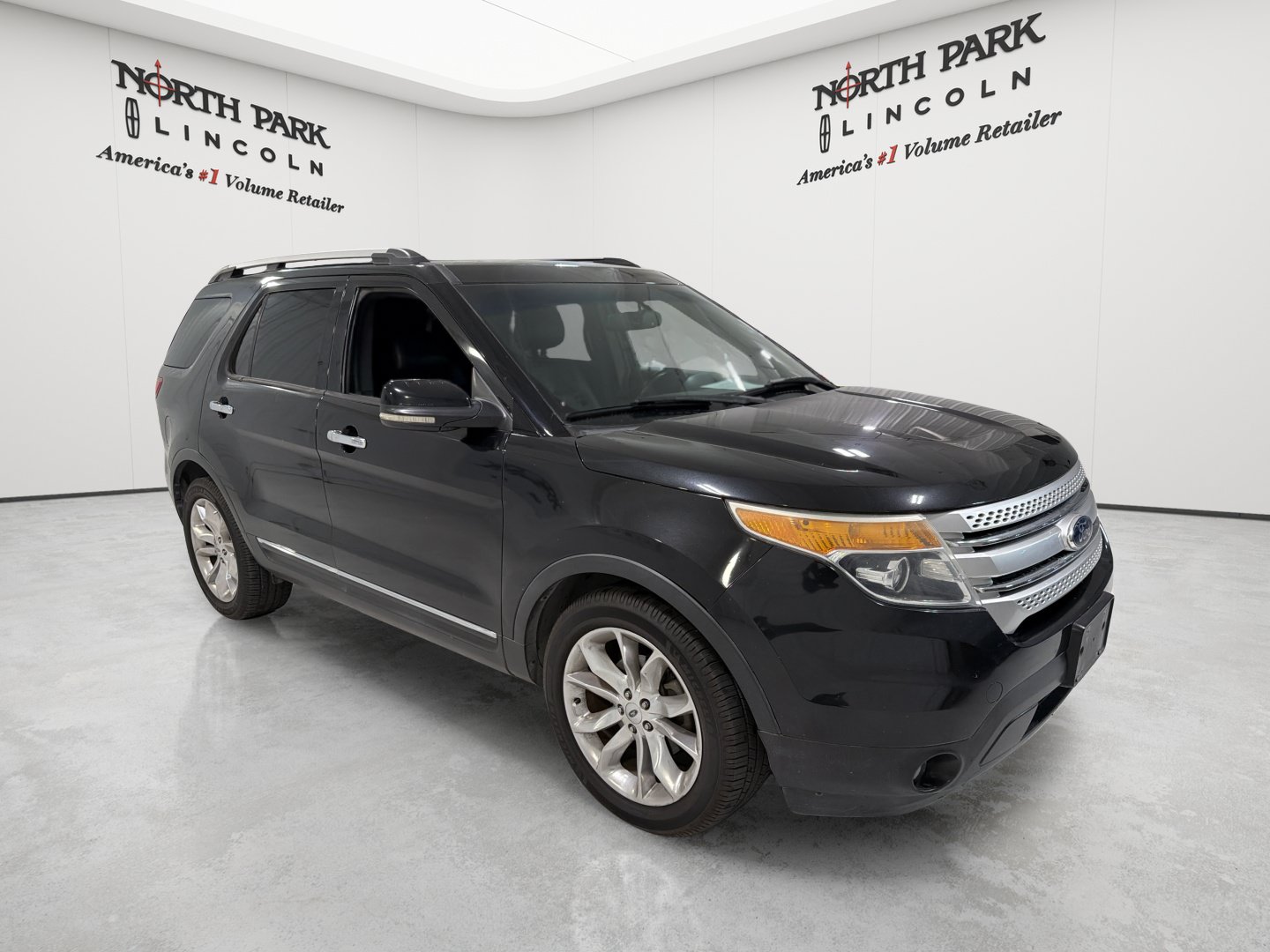 Used 2013 Ford Explorer XLT FWD image 7
