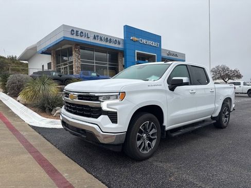 Used 2023 Chevrolet Silverado 1500 LT image 1
