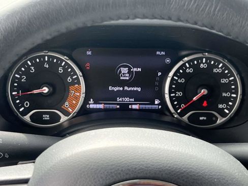 Certified 2021 Jeep Renegade Latitude w/ Convenience Group AWD/4WD image 25