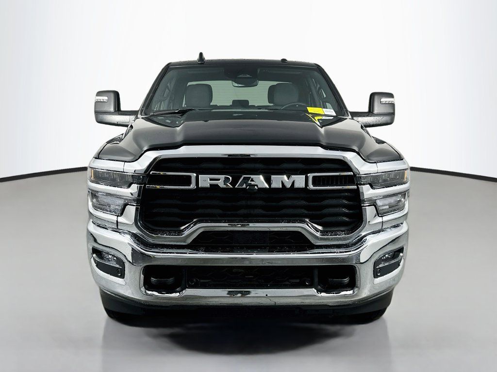 Used 2026 RAM 2500 Big Horn AWD/4WD image 2