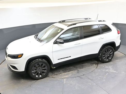 Used 2021 Jeep Cherokee Latitude Lux 80th Anniv w/ Quick Order Package 26U 80TH image 50