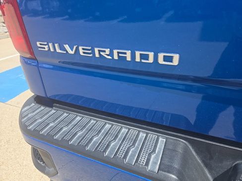 Used 2024 Chevrolet Silverado 1500 RST w/ Z71 Off-Road Package image 7