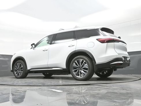 New 2026 INFINITI QX60 Luxe w/ Cargo Package AWD/4WD image 31