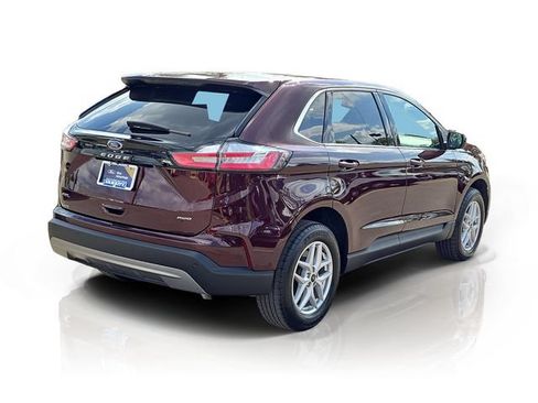 Certified 2024 Ford Edge SEL w/ Convenience Package AWD/4WD image 4