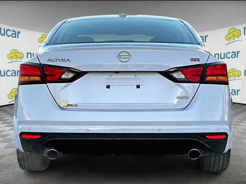 Certified 2024 Nissan Altima 2.5 SR image 5