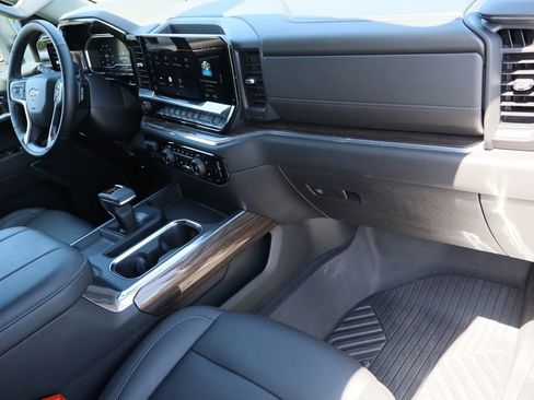 Certified 2024 Chevrolet Silverado 1500 LT w/ True North Edition Plus image 23