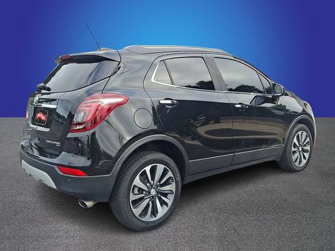 Used 2022 Buick Encore Preferred w/ Safety Package II AWD/4WD image 4