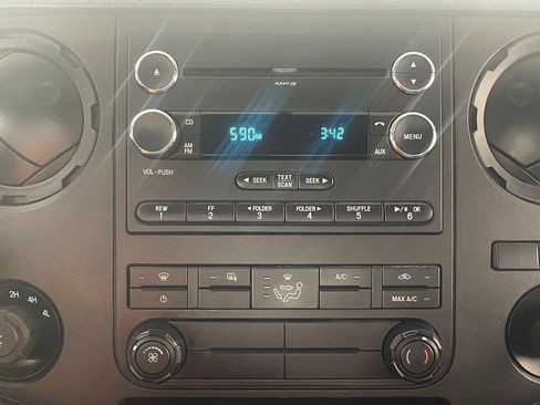 Used 2015 Ford F350 XL w/ Power Equipment Group image 18