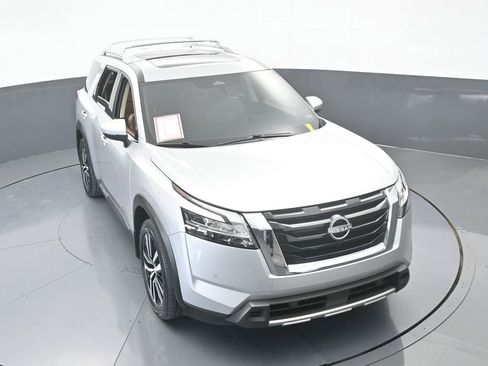 Used 2023 Nissan Pathfinder Platinum image 74