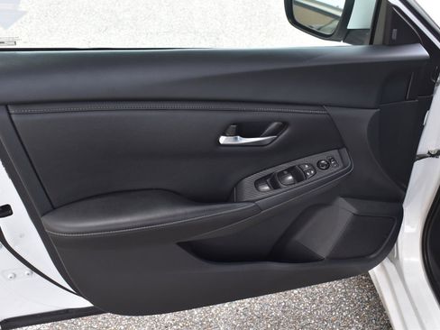 Used 2024 Nissan Sentra SV FWD image 21