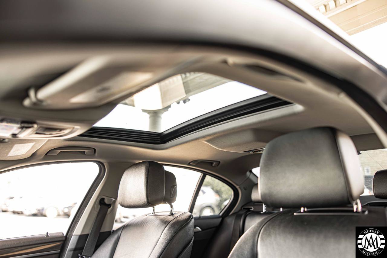Used 2012 BMW 535i Sedan RWD image 11