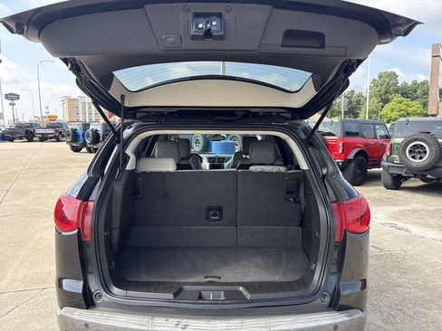 Used 2012 Chevrolet Traverse LTZ AWD/4WD image 6