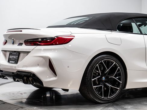 Used 2022 BMW M8 Competition AWD/4WD image 10