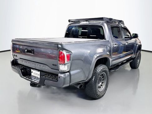 Used 2022 Toyota Tacoma Limited AWD/4WD image 8