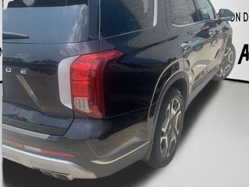 Used 2023 Hyundai Palisade SEL w/ Premium Package FWD image 28