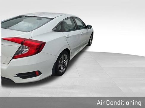 Used 2018 Honda Civic LX image 5