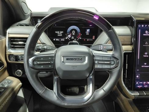 Used 2025 GMC Yukon XL Denali Ultimate w/ LPO, Floor Liner Package image 36