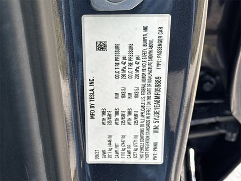 Used 2021 Tesla Model 3 Standard Range Plus image 31