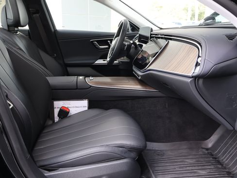 Used 2026 Mercedes-Benz E 350 Sedan image 29