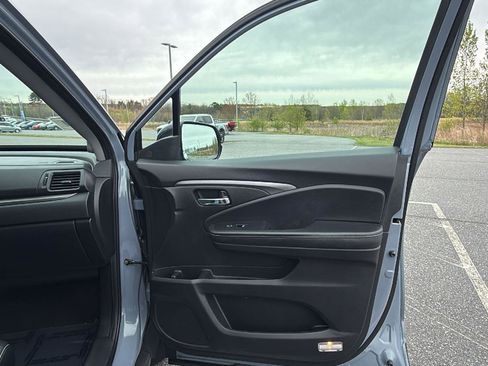Used 2023 Honda Ridgeline RTL-E image 18