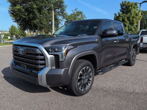 Used 2024 Toyota Tundra Limited AWD/4WD image 2