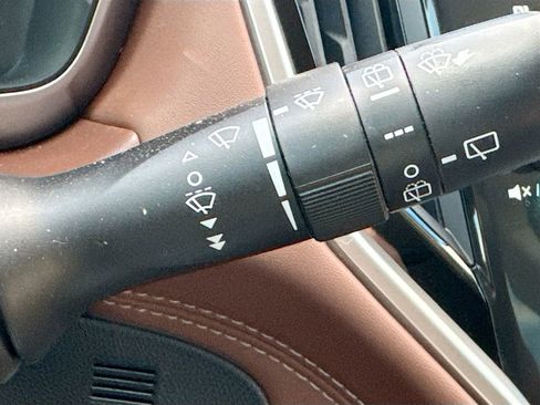 Used 2022 Subaru Outback Touring XT w/ Tech Package 3 AWD/4WD image 14