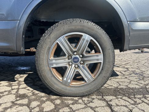 Used 2018 Ford F150 XLT w/ Equipment Group 302A Luxury image 24