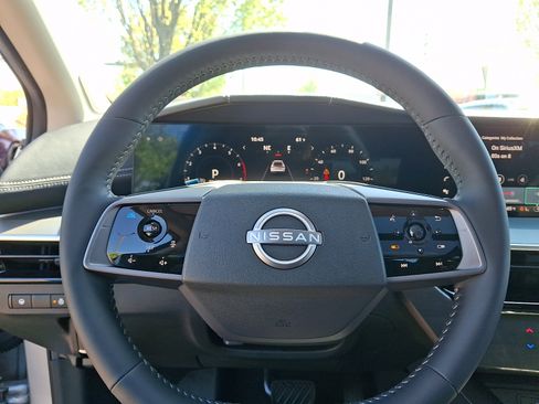 Used 2025 Nissan Murano SL AWD/4WD image 21