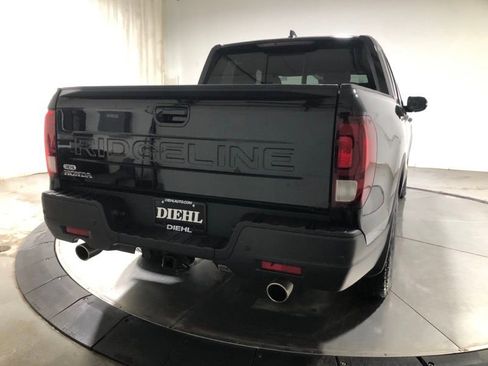 Used 2024 Honda Ridgeline Black Edition image 7