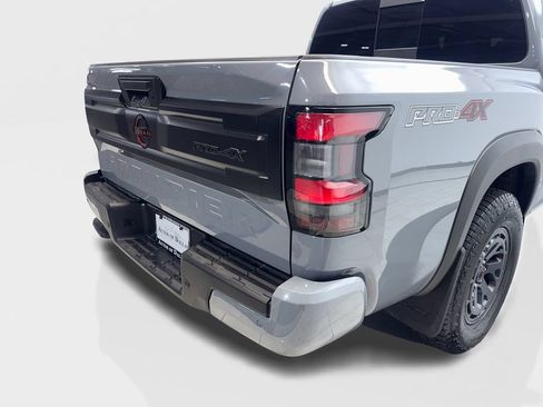 Used 2025 Nissan Frontier PRO-4X w/ Interior Protection Package AWD/4WD image 18